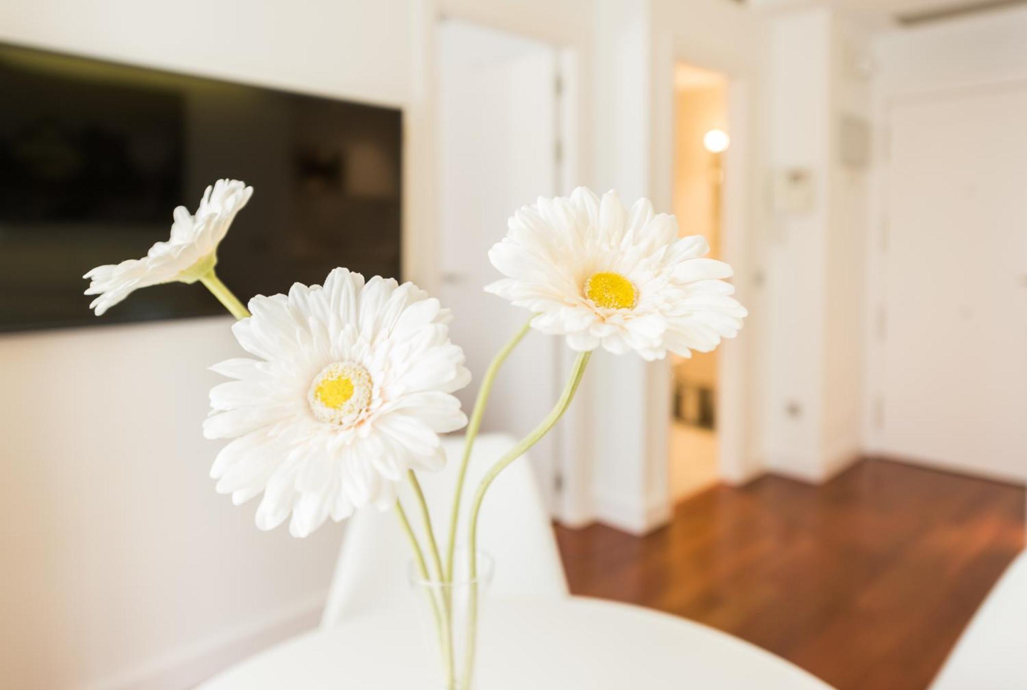 Santa Ana Plaza Apartment Madrid Bilik gambar
